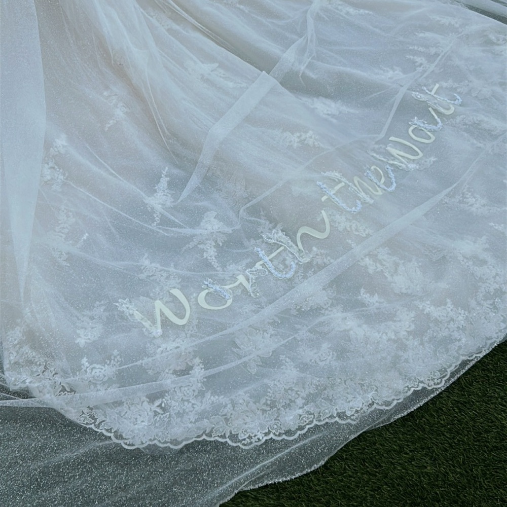 Elegant White Glittered Wedding Veil with Embroidery